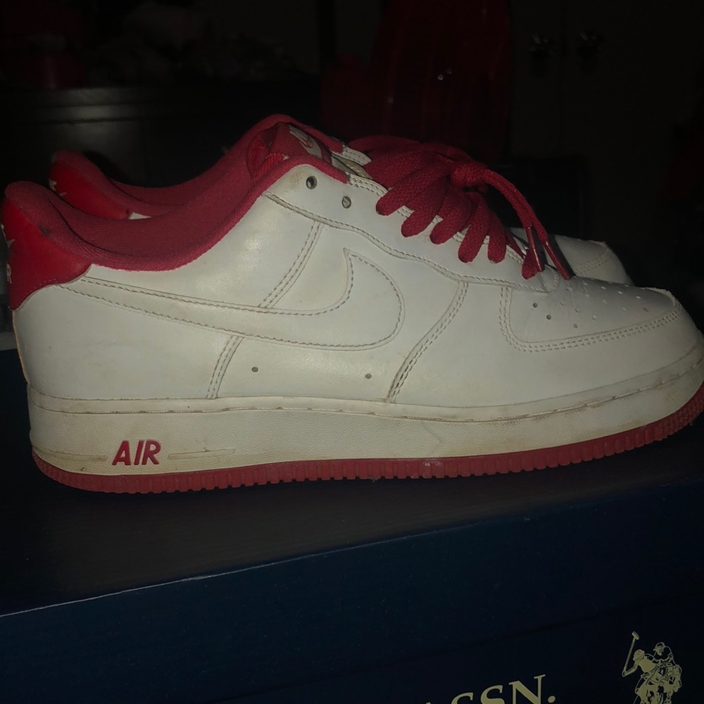 Air forces - Picture 2 of 6
